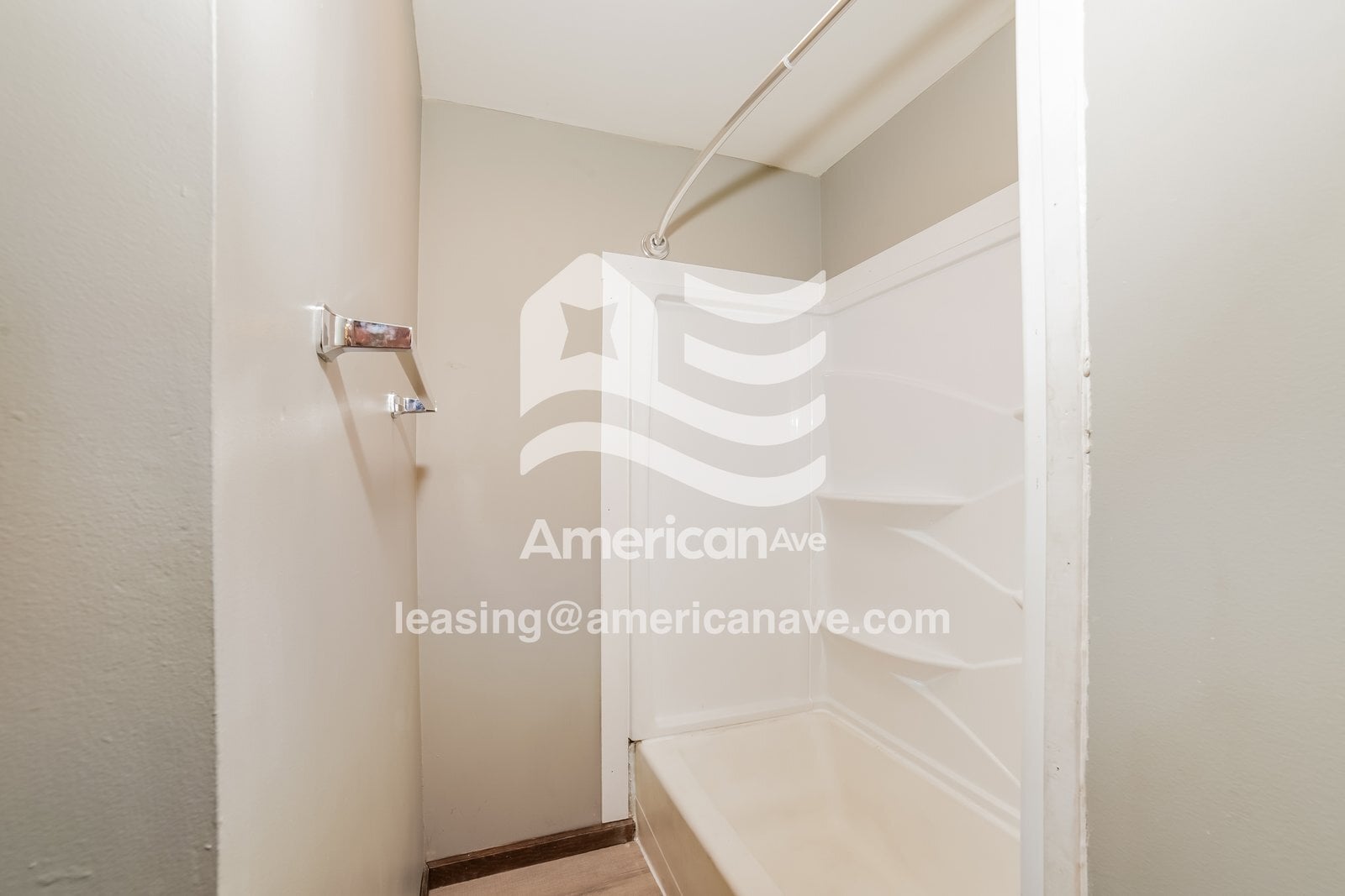 Building Photo - 807 E Republic St