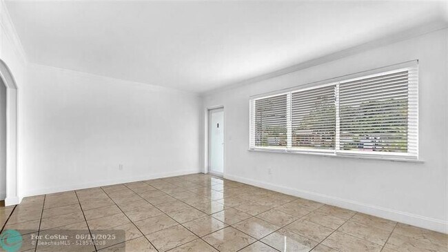 Building Photo - 1340 NW 131st St