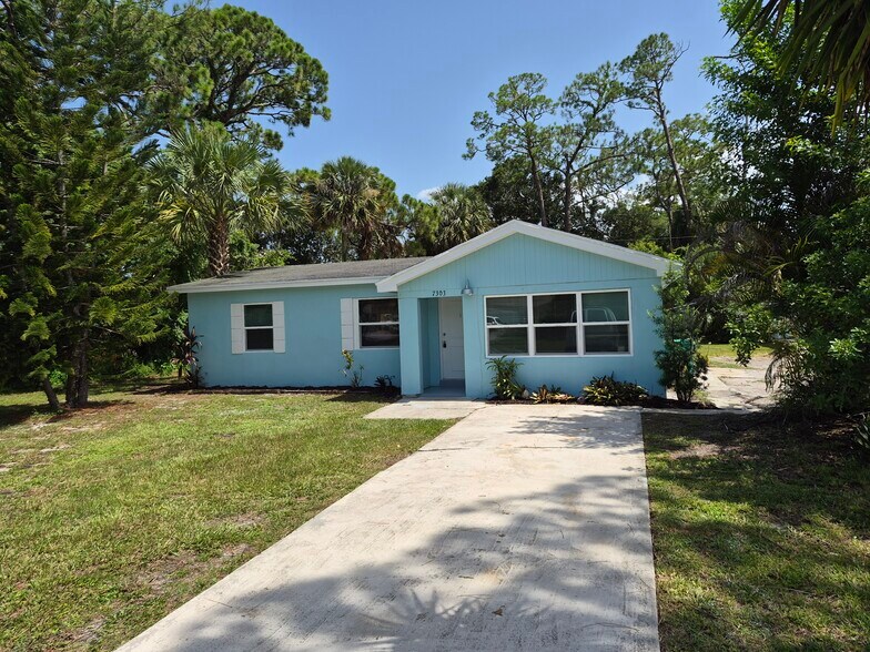Building Photo - 7303 Roberts Rd