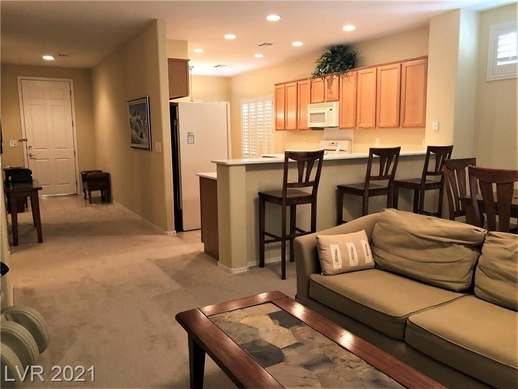 Building Photo - 2150 Waterton Rivers Dr