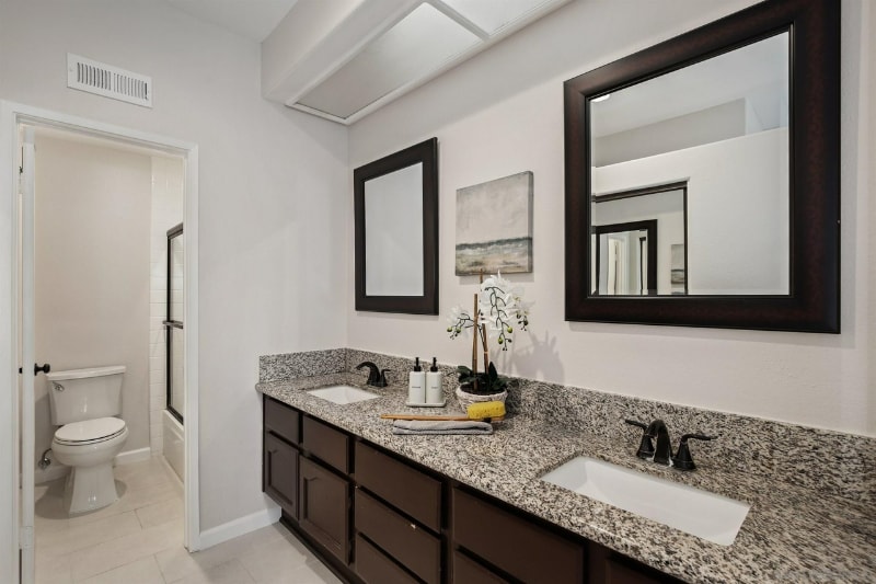 Building Photo - 2395 Rancho Del Oro Rd