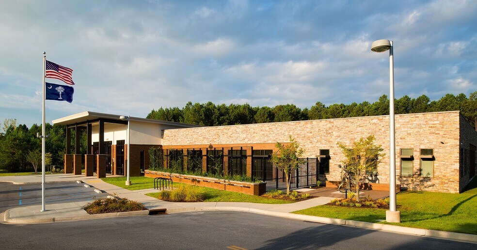 Building Photo - 316 Longstone Ct