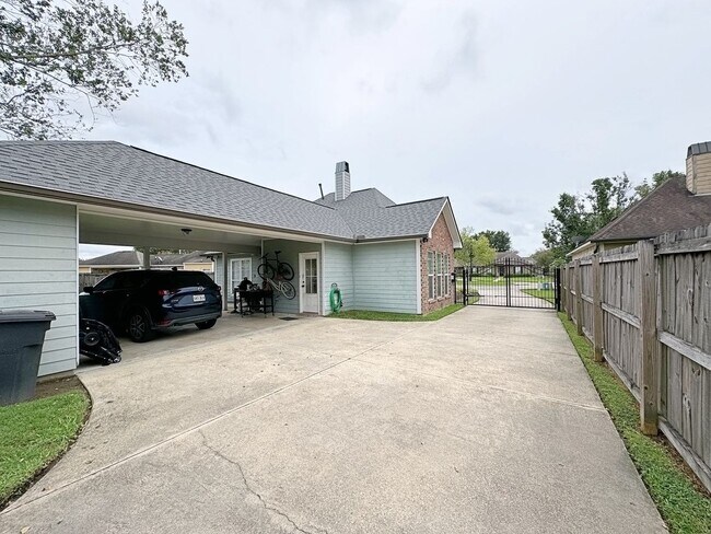 Building Photo - 10473 E Springwind Ct