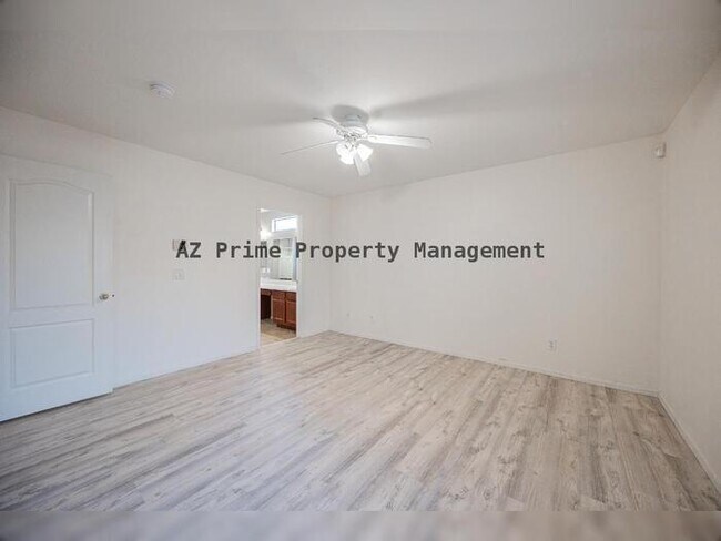 Building Photo - 11424 W Austin Thomas Dr