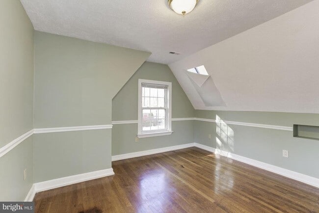 Building Photo - 2310 Cool Spring Rd