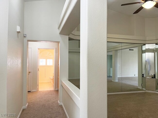 Building Photo - 16 Oak Hollow Ct