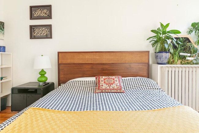 Building Photo - 1709 New Hampshire Ave NW