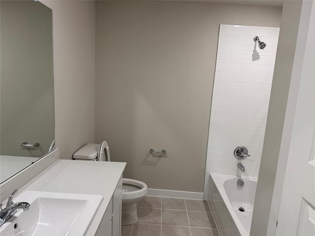 Building Photo - 5800 Briarcroft Dr