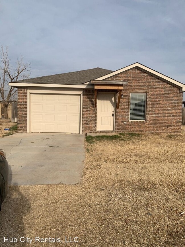 Primary Photo - 3 br, 2 bath House - 107 A S Monroe