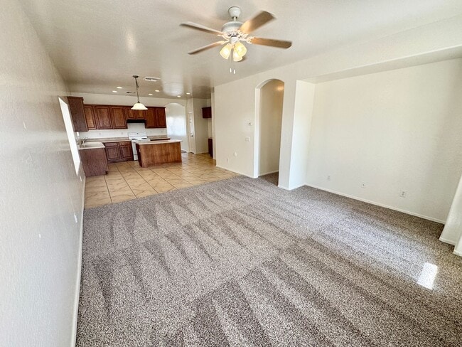 Building Photo - 314 S 117th Dr