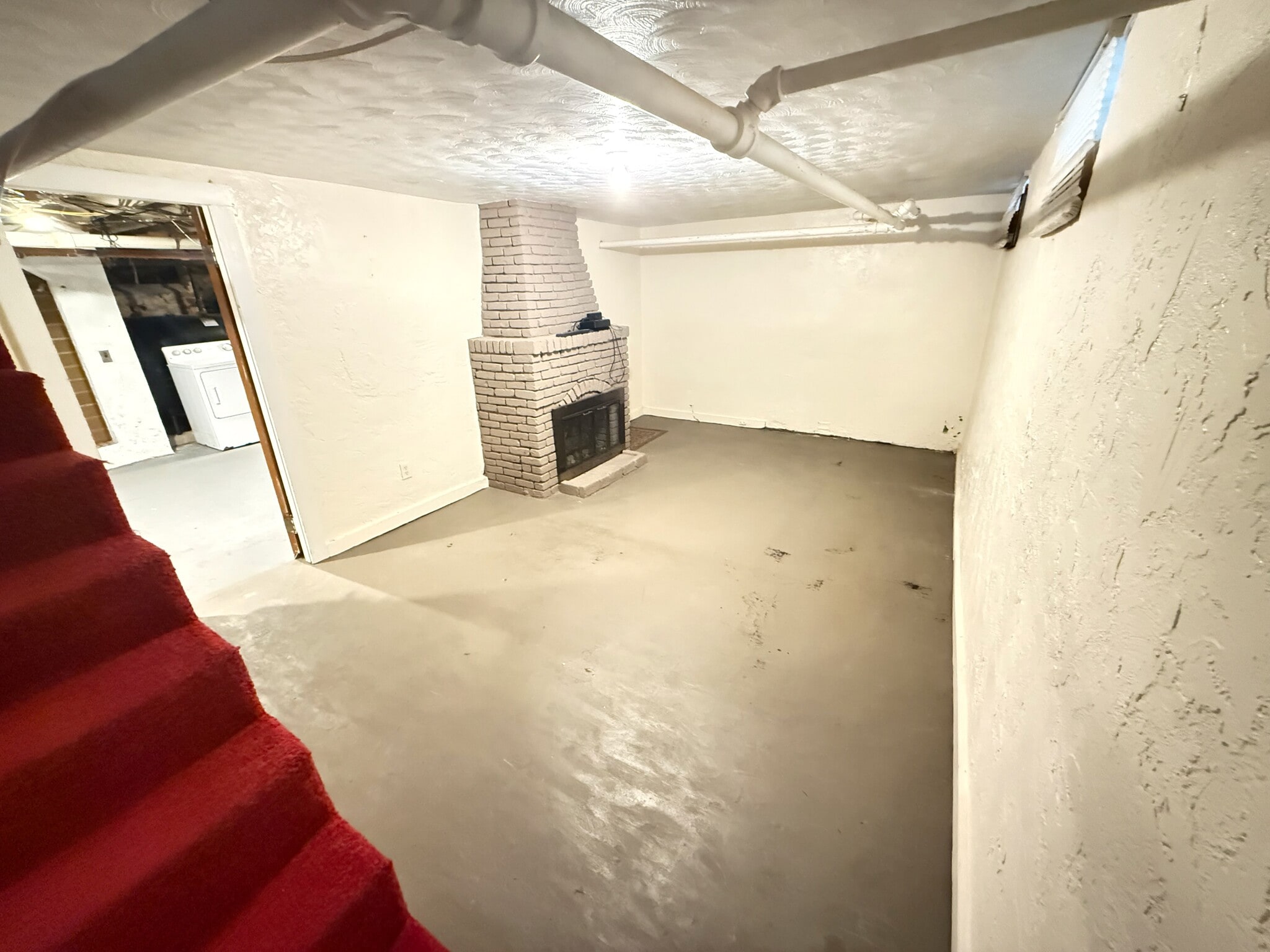 Basement - 136 West St