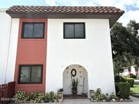 Building Photo - 910 Big Tree Rd