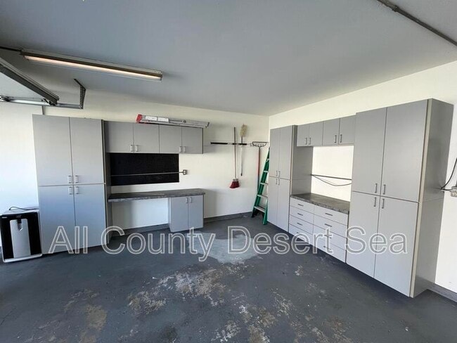 Building Photo - 1103 Sandi Ln