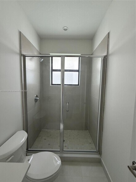 Building Photo - 32208 SW 194th Ct