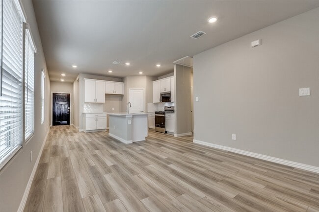 Building Photo - 4805 Everly Ct