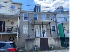 Building Photo - 116 Mercer St