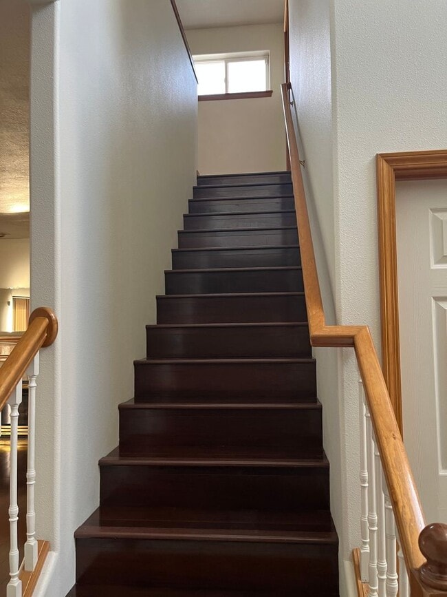 Building Photo - Beautiful 9 Mile Area Home