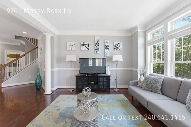 Building Photo - 9701 Mossy Bark Ln