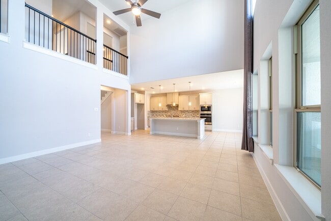 Building Photo - 4706 Llano Lp