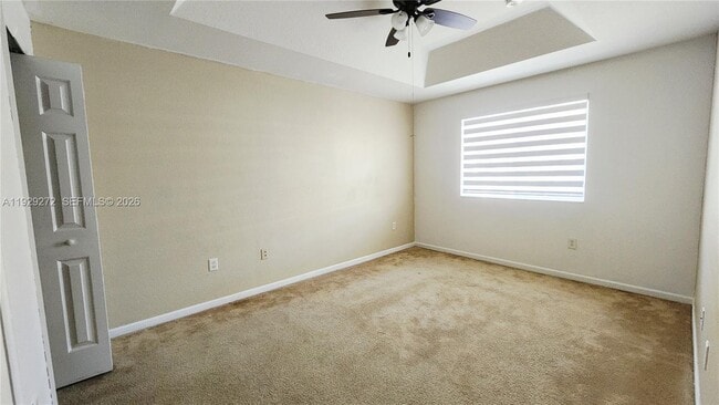 Building Photo - 2715 SE 15th Pl