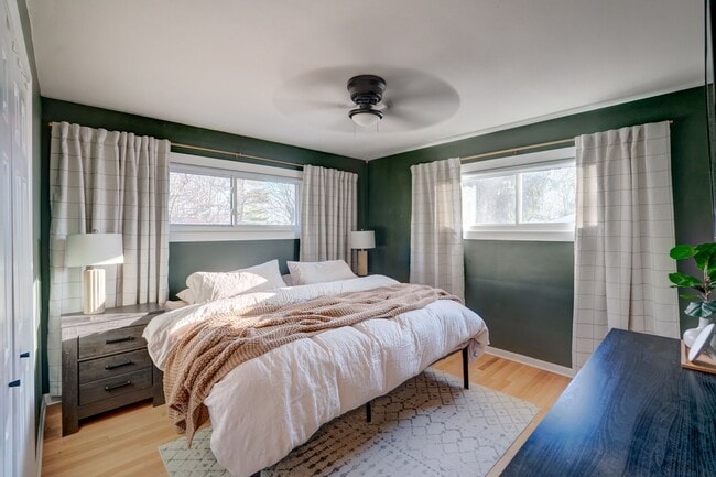 Building Photo - 4609 Waukesha St