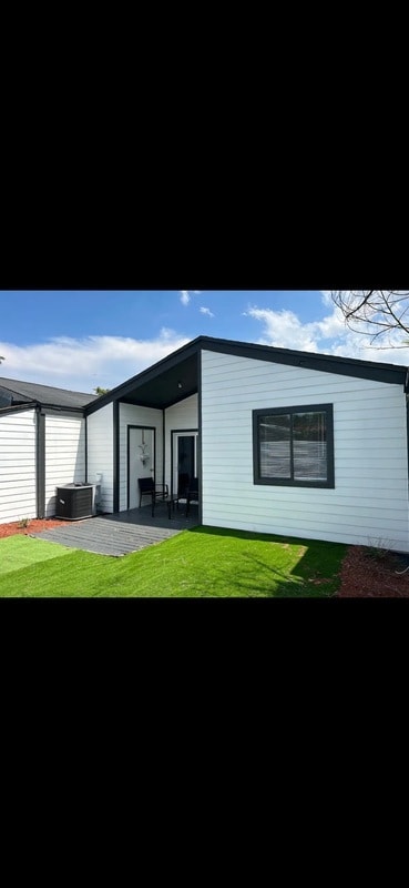 Building Photo - 10753 Kusaie Dr S