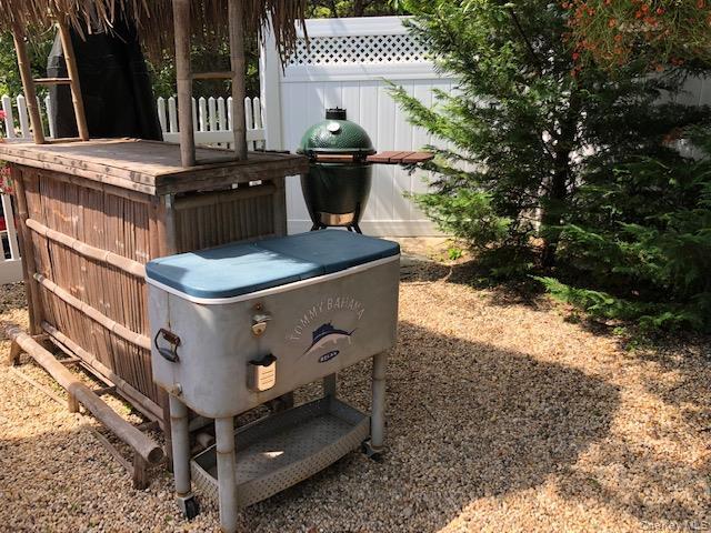 Building Photo - 270 N Sea Dr