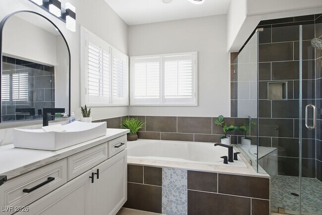 Building Photo - 5130 Amanda Ln