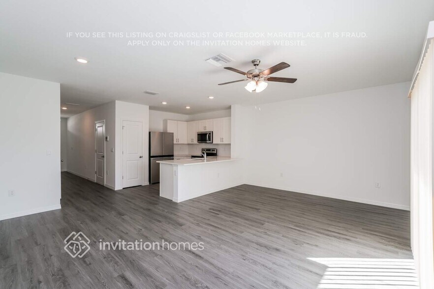 Building Photo - 31223 Monterey Pne St