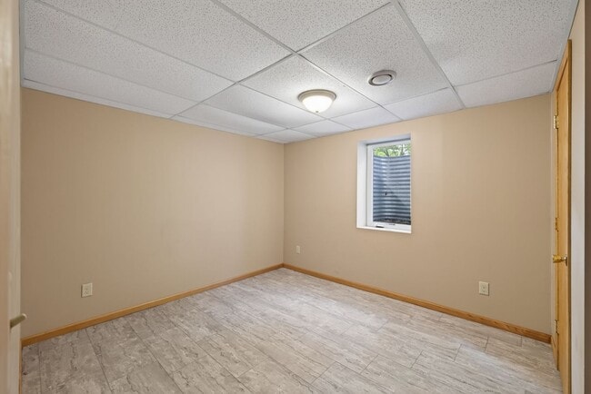Building Photo - 13503 Meredith Dr N
