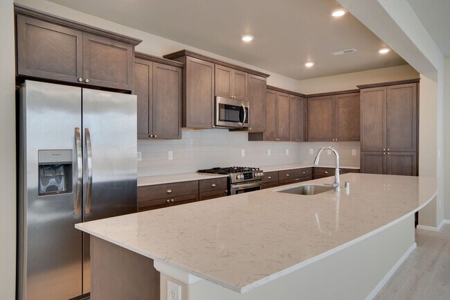 Building Photo - Covington 4 Bedroom on Easthilll