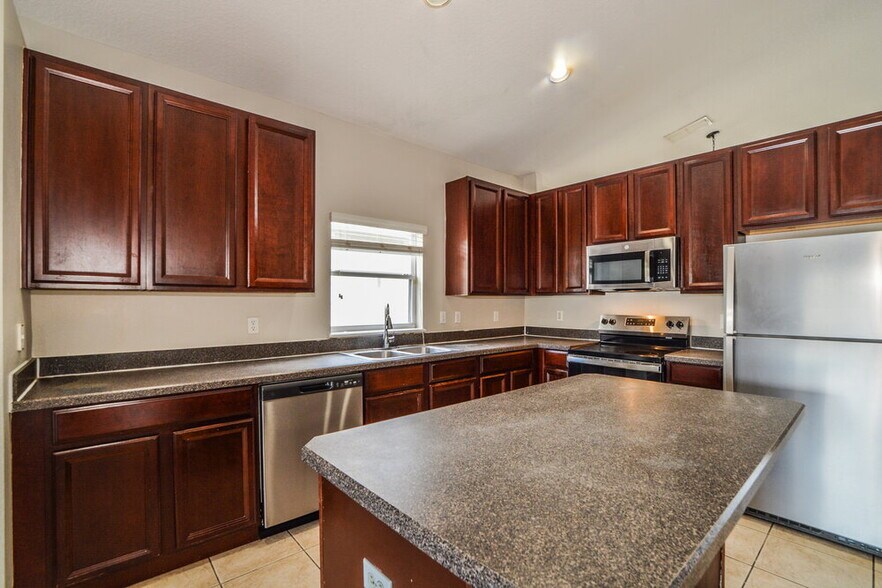 Building Photo - 7751 Beridale Ct