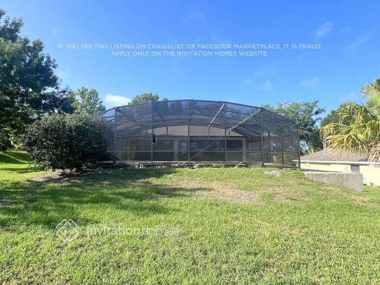 Building Photo - 11425 Via De Renee Pl