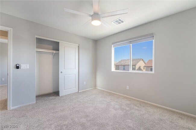 Building Photo - 8923 W Pebble Rd