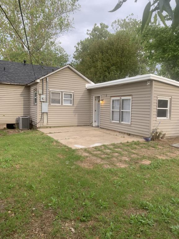 Building Photo - 217 S Arrington Dr