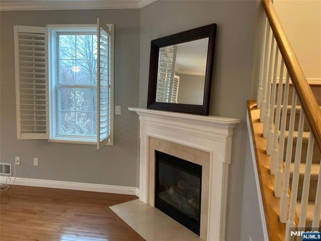 Building Photo - 57 Devonshire Dr