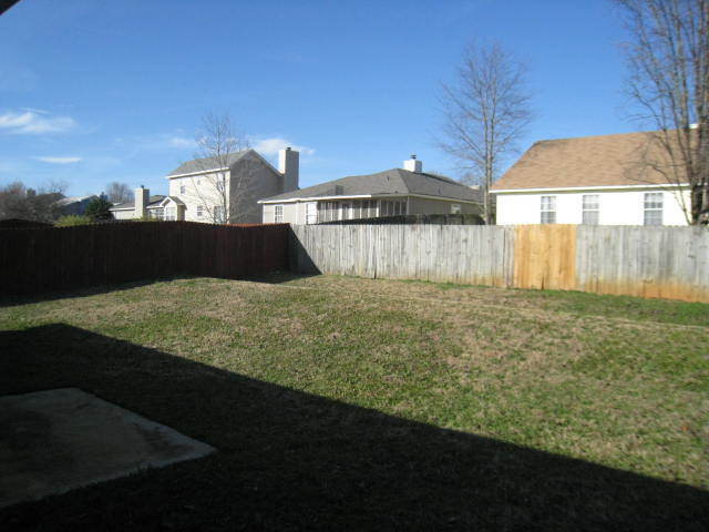 Building Photo - Half off first month rent move in special
