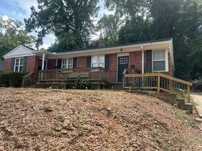 Building Photo - 403 S Waccamaw Ave