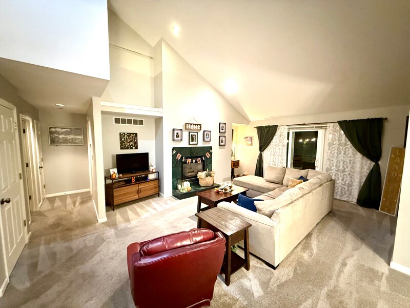 Building Photo - 45 Waters Way