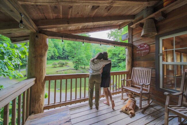 Building Photo - 195 Black Bear Dr