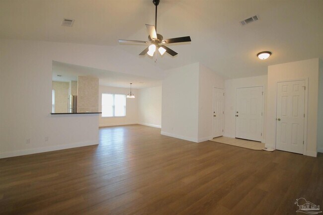Building Photo - 4631 Northpointe Cir