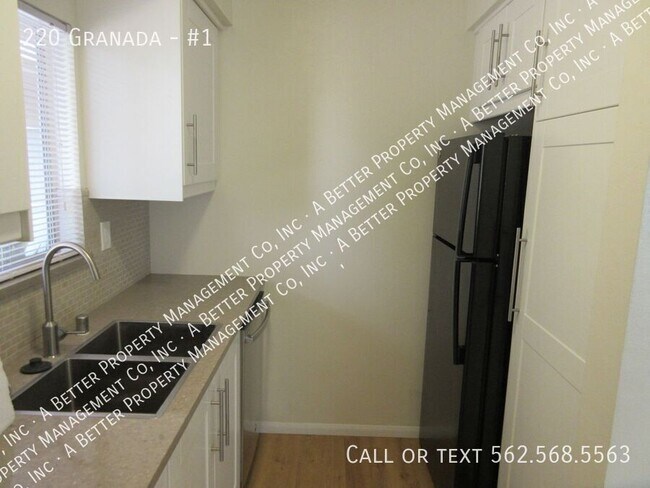 Building Photo - 220 Granada-#1