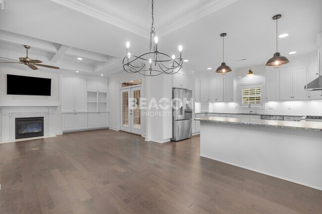 Building Photo - 661 Jenoa Dr