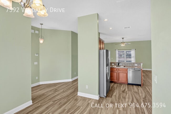 Building Photo - 7592 Vandalay Dr