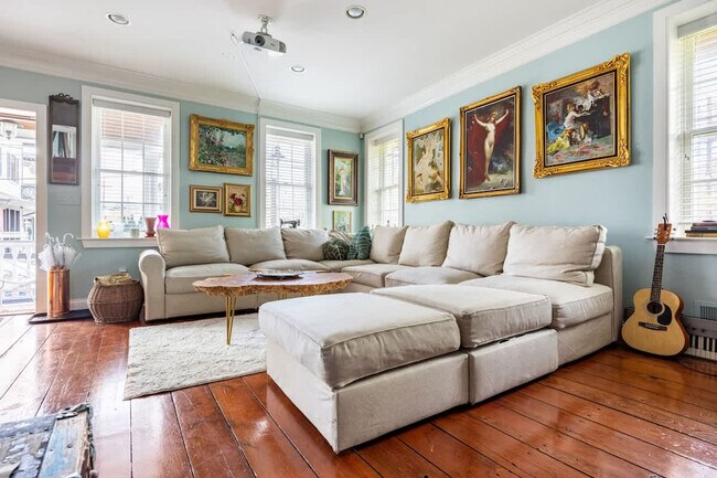 Primary Photo - 15 Ferry St