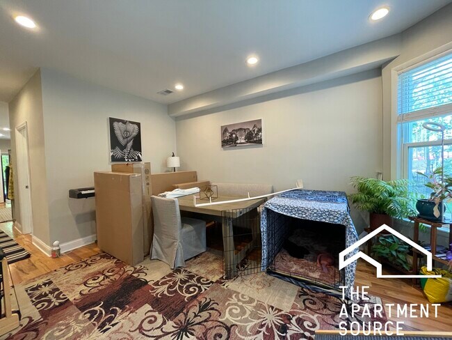 Building Photo - 3130 N Kimball Ave