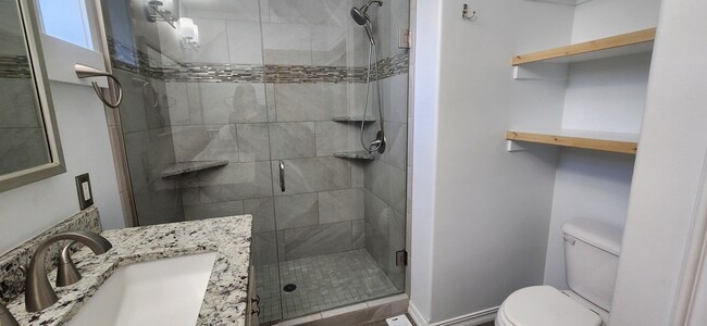 Building Photo - 8105 Alamosa Ln