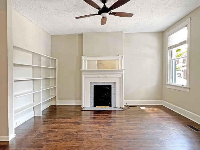 Building Photo - 16 S Stafford Ave