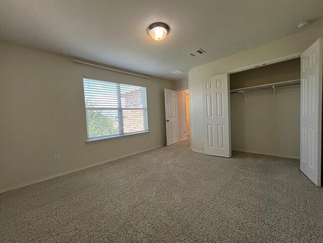 Building Photo - 309 Kaden Prince Dr