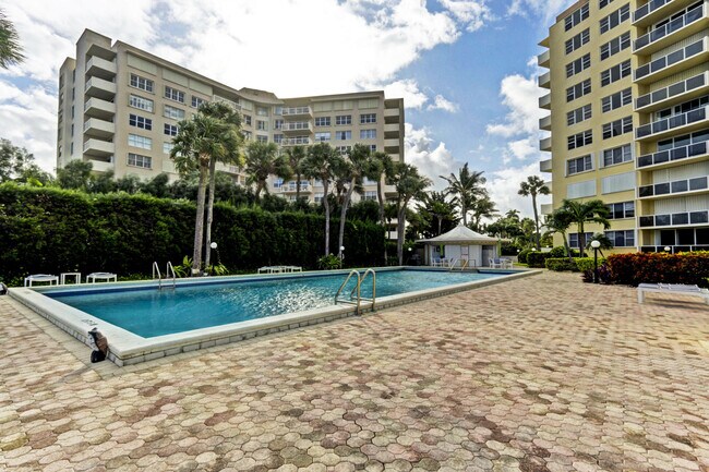 Building Photo - 2800 N Flagler Dr